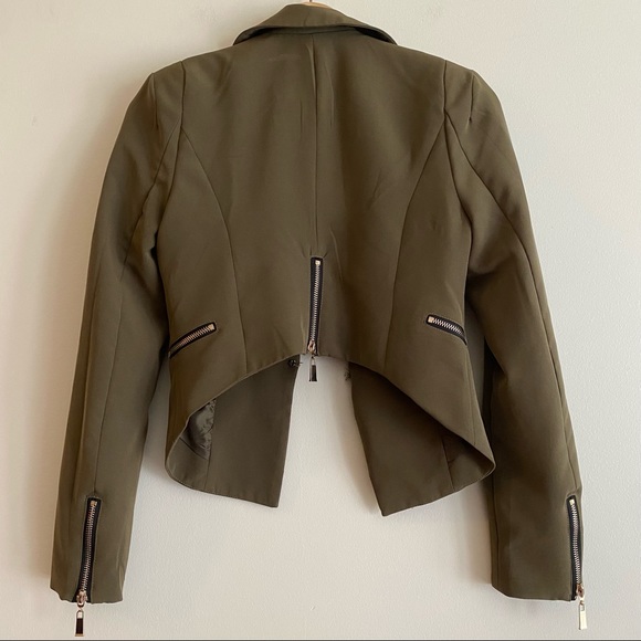 Revamped Cropped Trendy Blazer in Khaki/Army Green with Gold Hardware Sz S - Picture 5 of 8